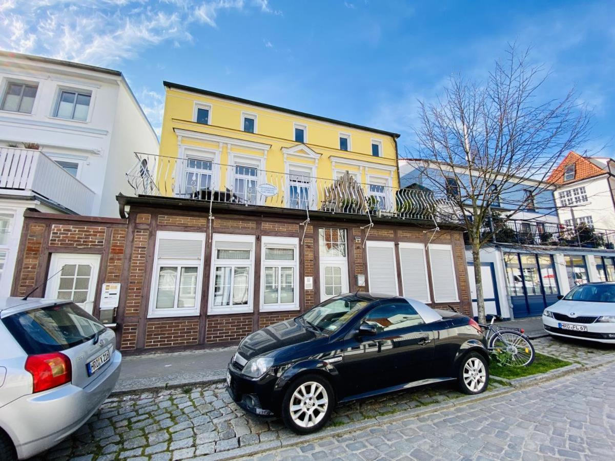Leuchtturm, Ca 200m Z. Apartment Rostock